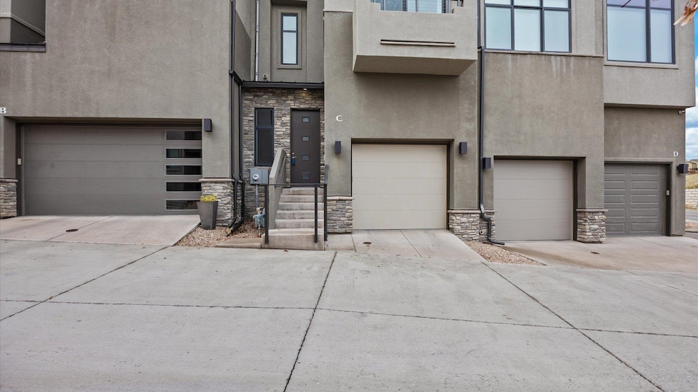 380 W Ridges Blvd unit C, Grand Junction, CO 81507 - photo 1