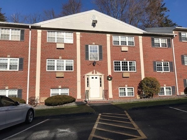 25 Arlington Rd unit 2-6, Woburn, MA 01801 - photo 1