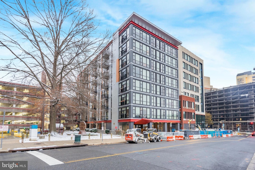 Octave 1320 unit 7, Silver Spring, MD 20910 - photo 1