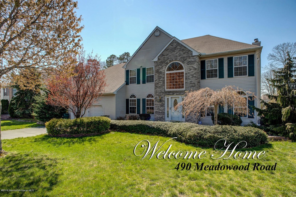 490 Meadowood Rd Jackson NJ-large-001-32