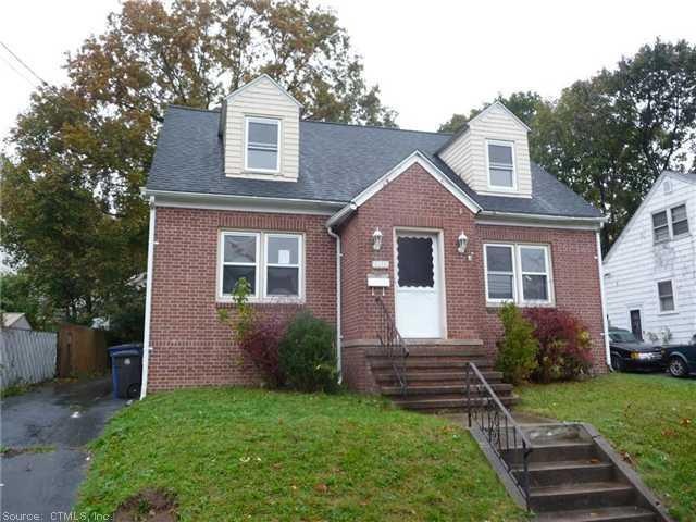 18 Harrington Ave, New Haven, CT 06512 - photo 1