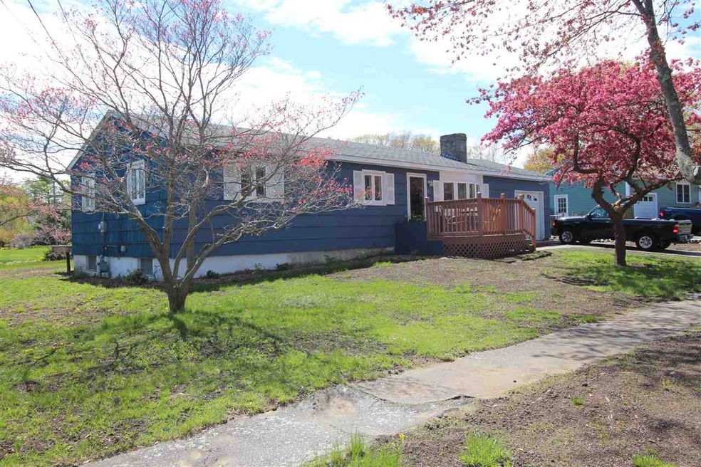 6 Denise St, Portsmouth, NH 03801 - photo 1