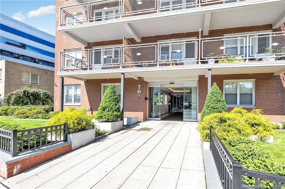 700 Summer St unit 7L, Stamford, CT 06901 - photo 1