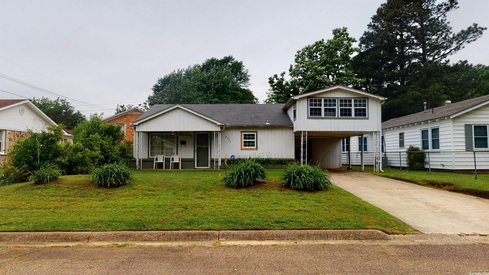 3903 Elizabeth St, Texarkana, TX 75503 - photo 1