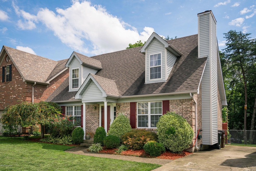 8804 Astrid Ave, Louisville, KY 40228 - photo 1