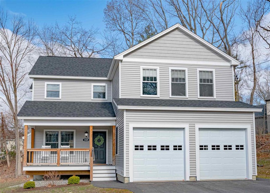 1424 N Russell St, Manchester, NH 03104 - photo 1