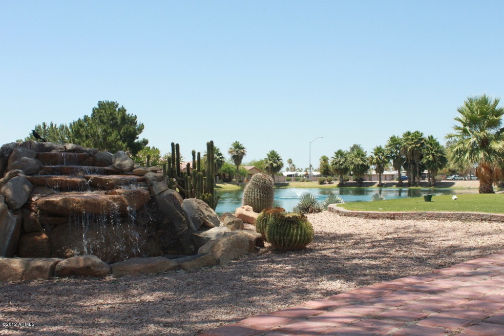 655 S Saguaro Way unit 172, Mesa, AZ 85208 - photo 1