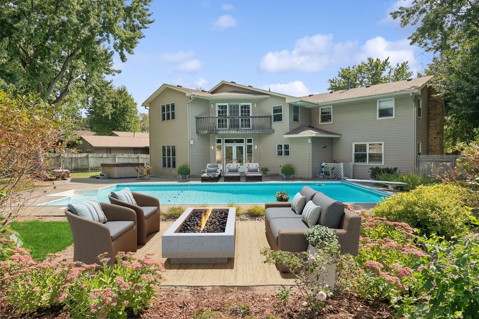 241 108th Ave NW, Coon Rapids, MN 55448 - photo 1