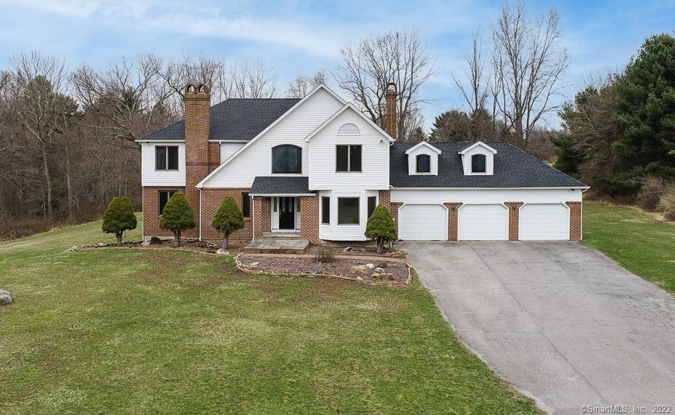 11 Field Drive, Woodbridge, CT 06525