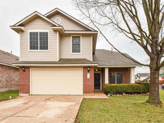 Inviting front entrance to this 2 story home.