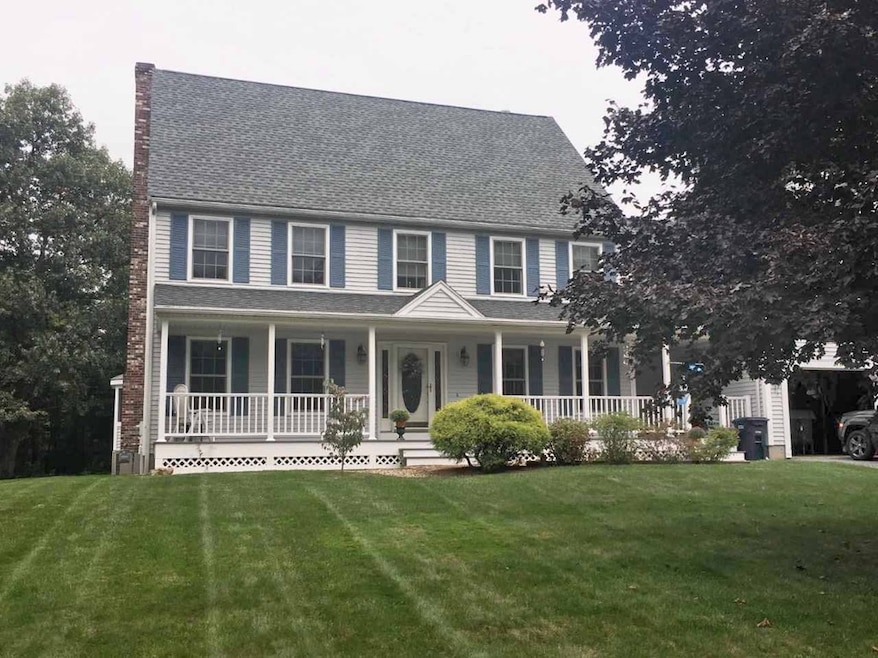 22 Dogwood Cir, Holden, MA 01520 - photo 1