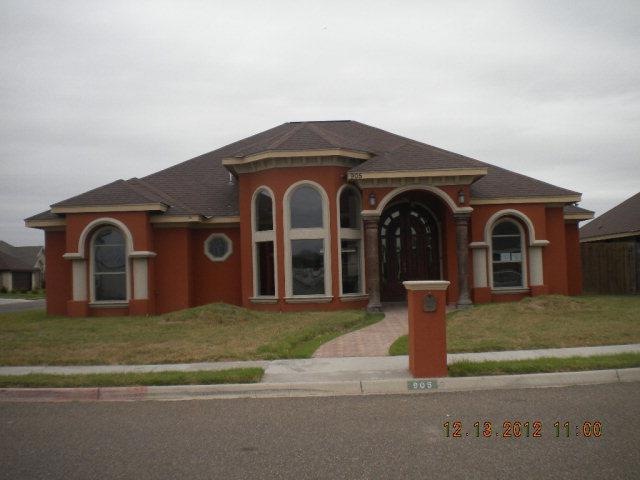 905 E Dorothy Cir, Pharr, TX 78577 - photo 1