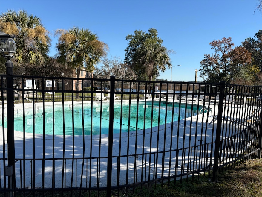 For Rent $1,600/month