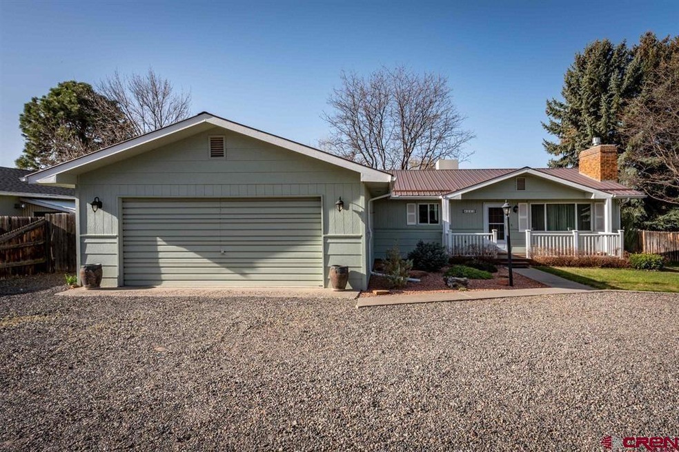 345 SW 8th Ave, Cedaredge, CO 81413 - photo 1