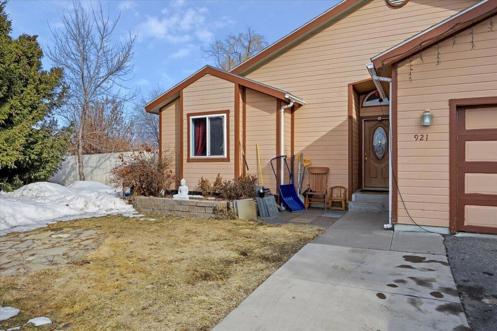 02-Front of Home