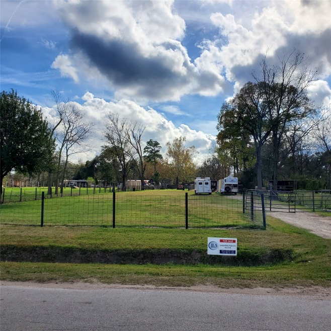 1229 Bland St, Houston, TX 77091 - photo 1