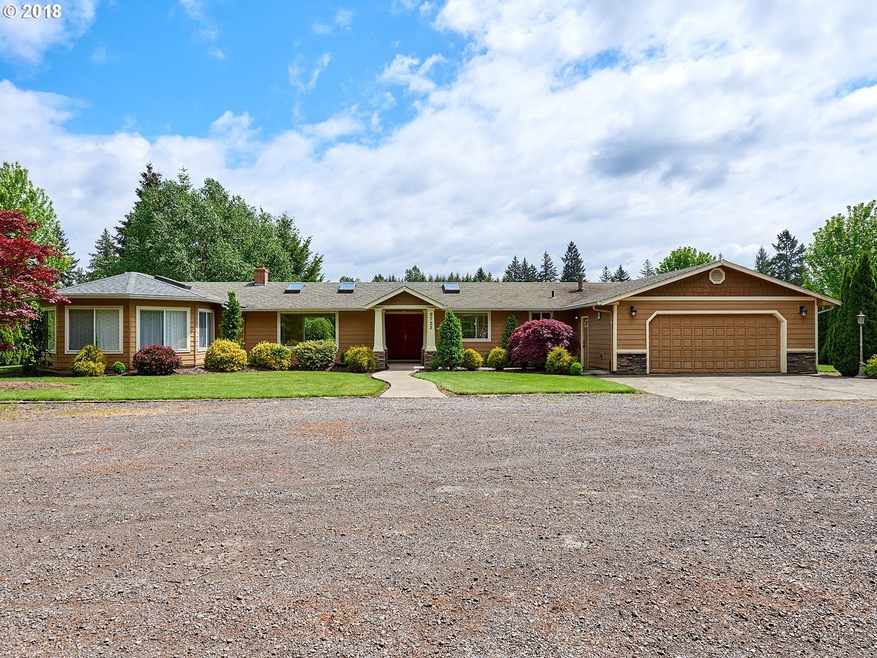 9723 Pennstar Ln NE, Aurora, OR 97002 - photo 1