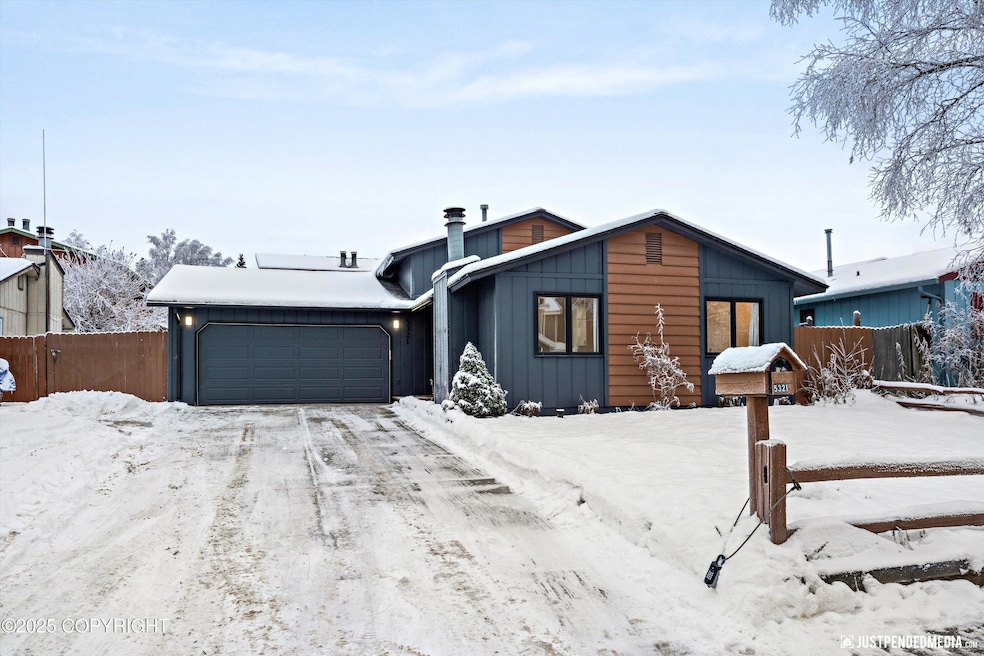 5321 Larkspur St, Anchorage, AK 99507 - photo 1