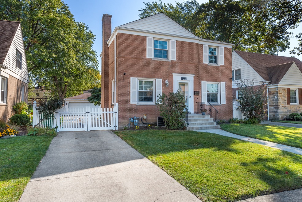 1423 Manchester Ave, Westchester, IL 60154 - photo 1