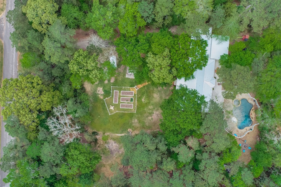 30 Creek Forest Ln, Conroe, TX 77384 - photo 1