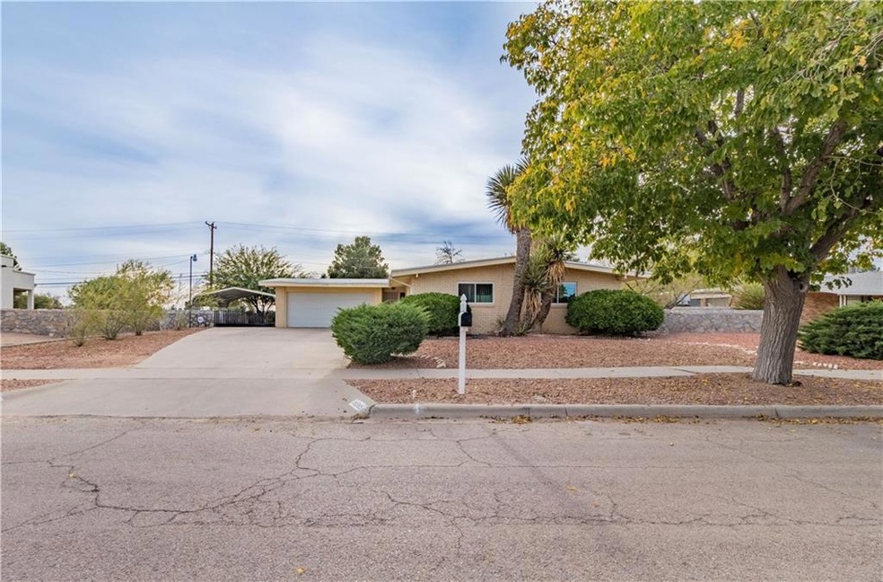 15085 Homestead Dr, El Paso, TX 79928 - photo 1