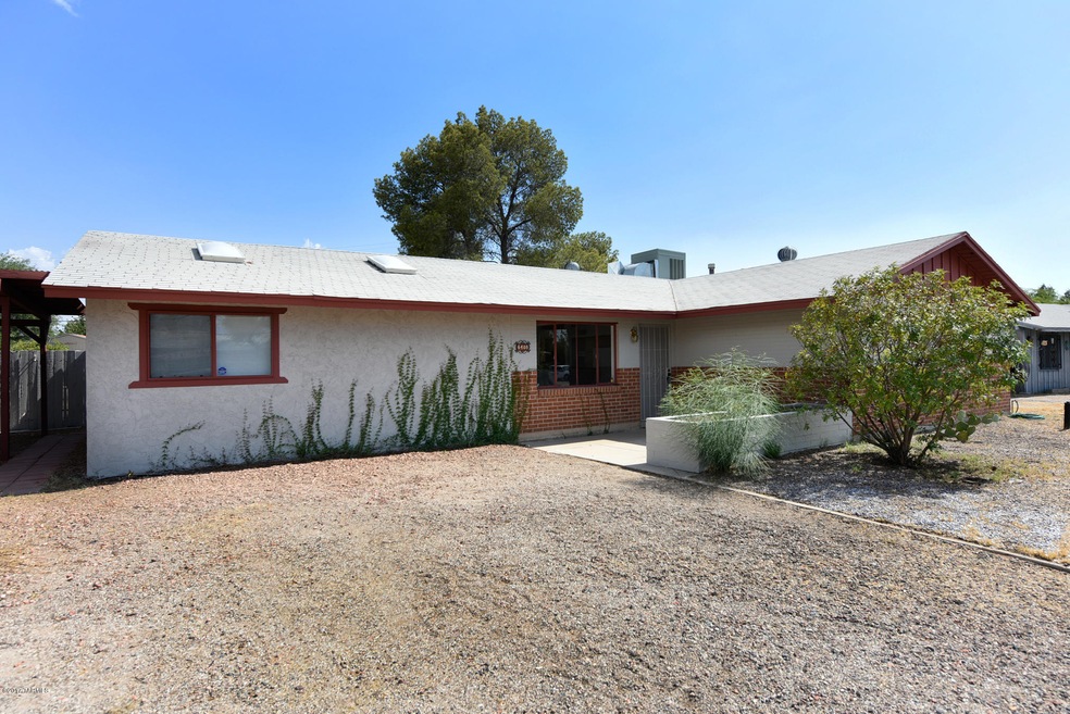 Front view look SW