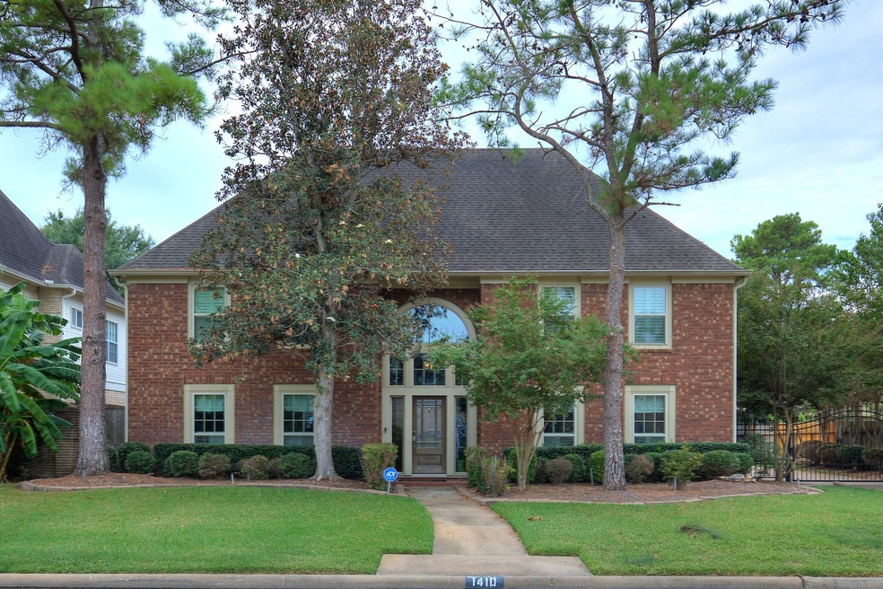 Sold • Co-Listing Agent