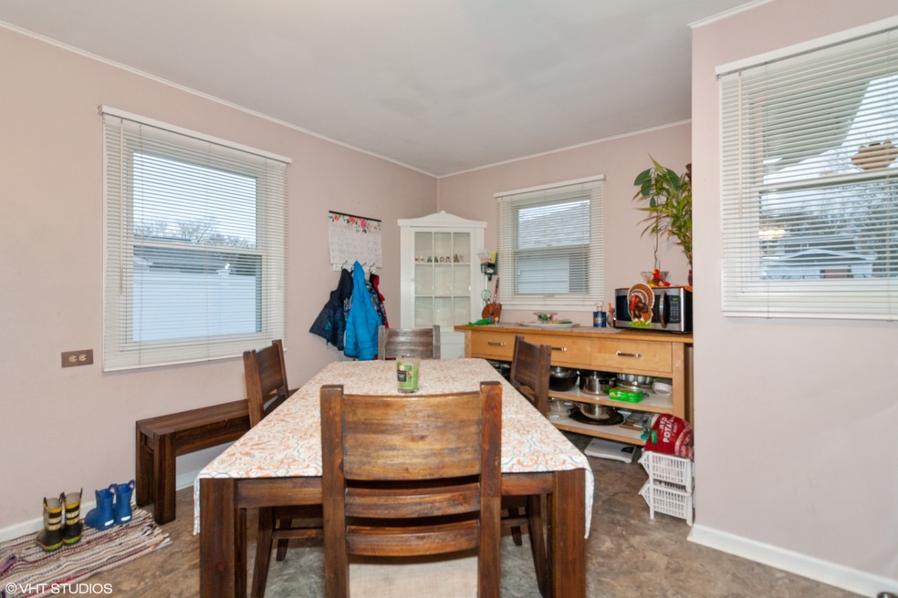 2307 Flicker Ln, Rolling Meadows, IL 60008 - photo 1