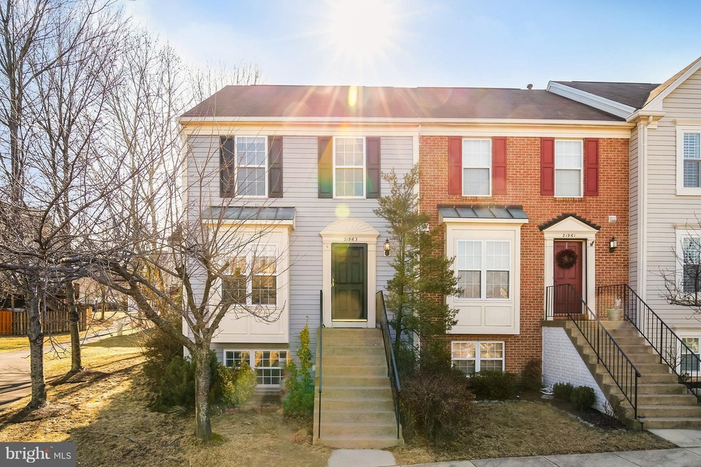 21963 Manning Square, Sterling, VA 20166 - photo 1