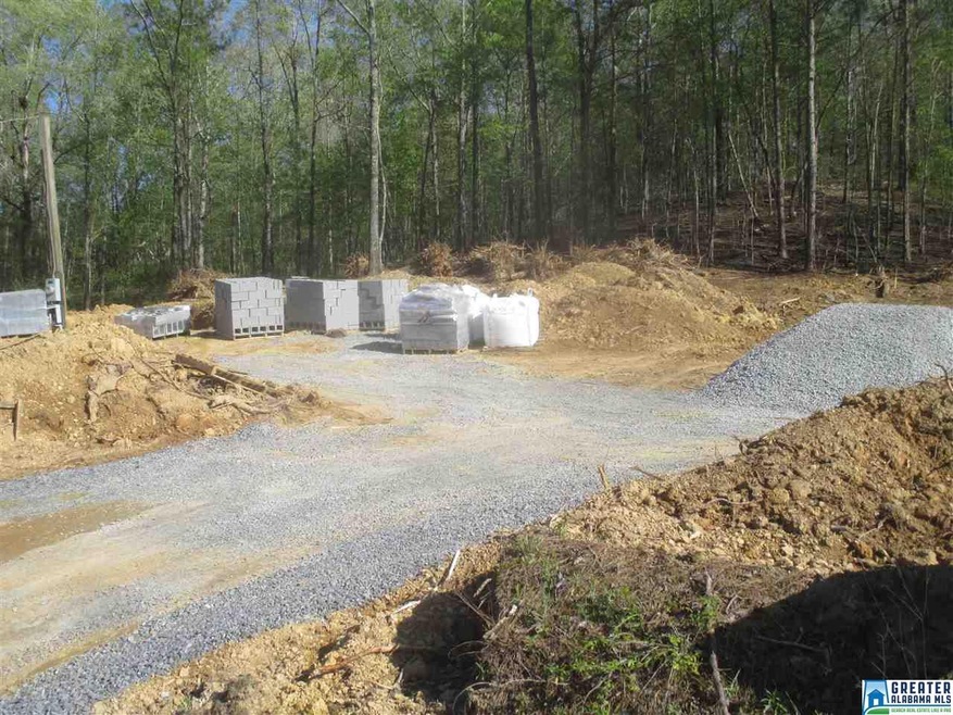 2610 Armstrong Loop Road, Hayden, AL 35079. 1107 s