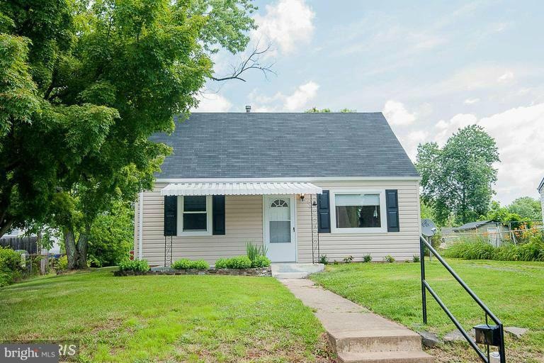 152 Polk Dr, Manassas Park, VA 20111 - photo 1