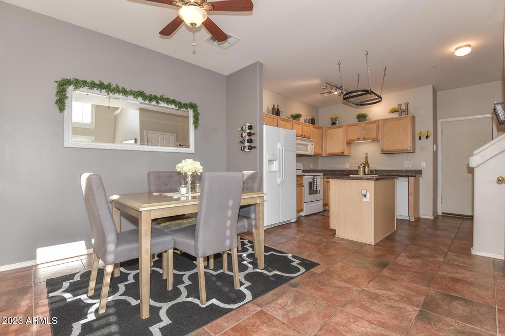Breakfast Room-Kitchen