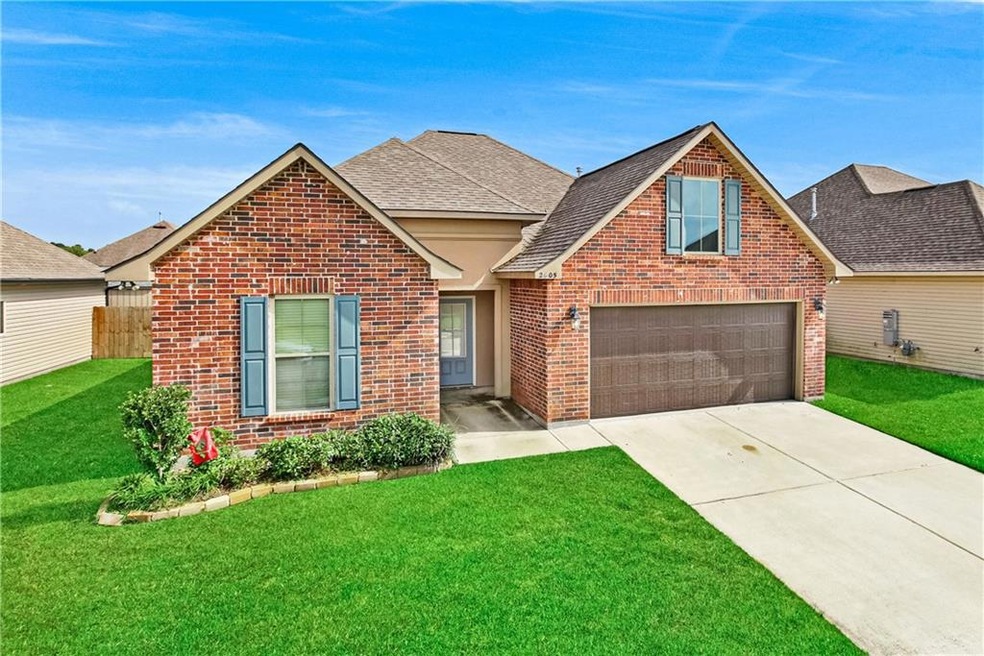 2605 Watergate Way, Marrero, LA 70072 - photo 1