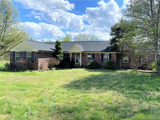 270 Chestnut Grove Rd, Statesville, NC 28625 - photo 1