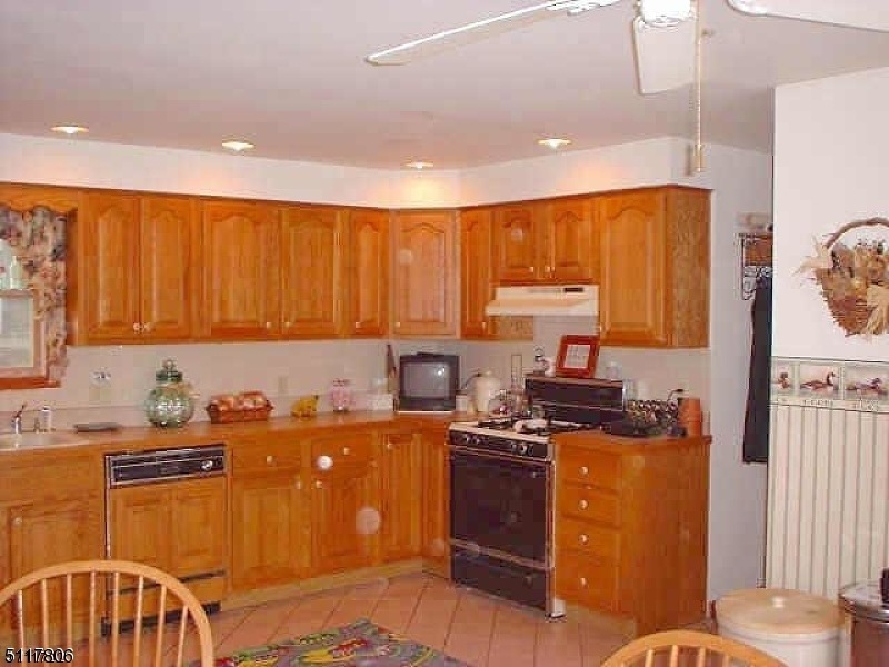 564 Main St, Landing, NJ 07850 - photo 1