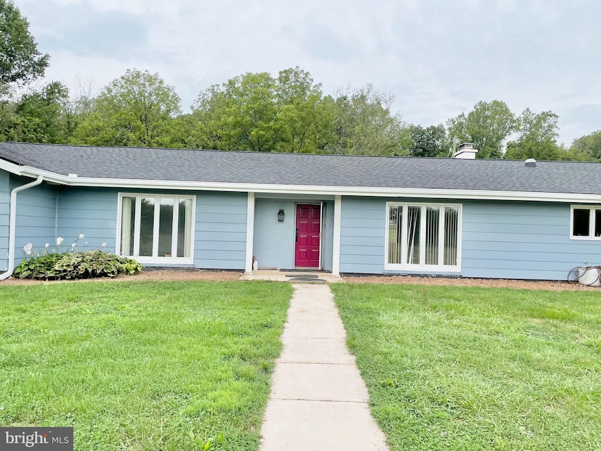 40297 Gap Rd, Leesburg, VA 20175 - photo 1