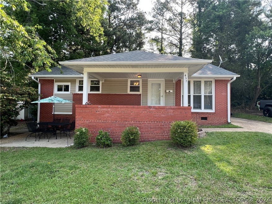 457 Mcbain Dr, Fayetteville, NC 28305 - photo 1