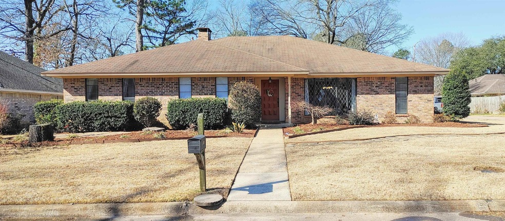 3505 Richwood Dr, Texarkana, TX 75503 - photo 1