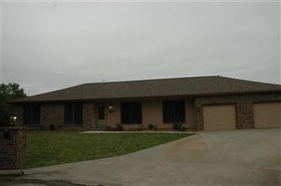 511 Cedar Cove Rd, Parsons, KS 67357 - photo 1