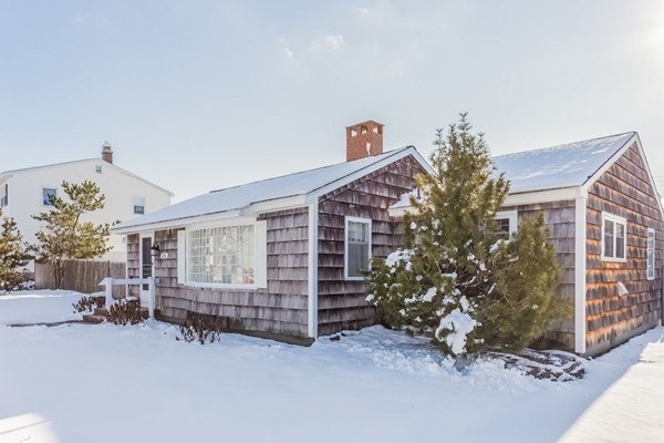 214 & 215 Bristol St, Seabrook, NH 03874 - photo 1