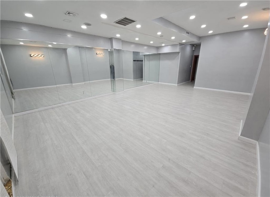 For Rent $5,500/month