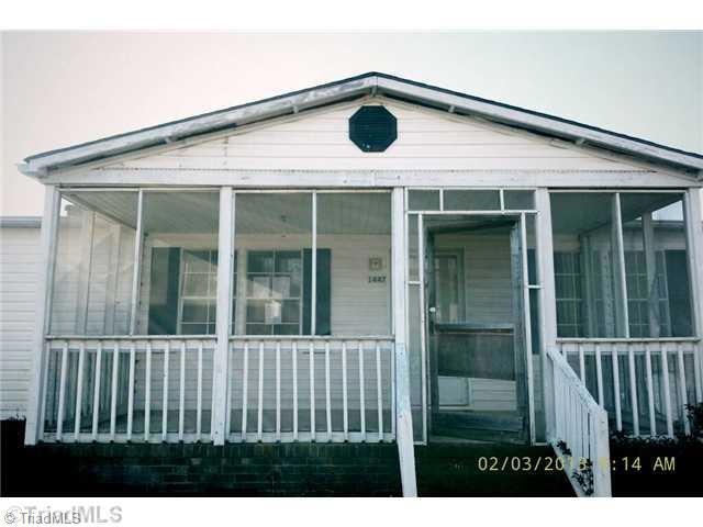 1447 Cloverfield Rd, Asheboro, NC 27205 - photo 1