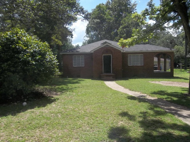 1312 Baker Ave, Albany, GA 31707 - photo 1