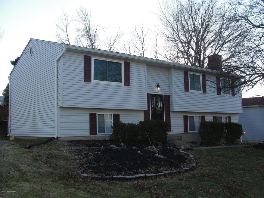 7206 Applegate Ln, Louisville, KY 40228 - photo 1