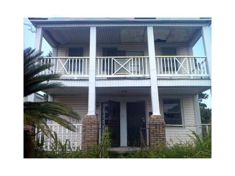 4027 N Robertson St, New Orleans, LA 70117 - photo 1