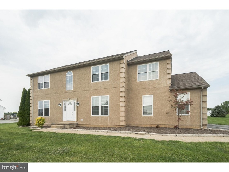 338 Wheatsheaf Dr, New Castle, DE 19720 - photo 1