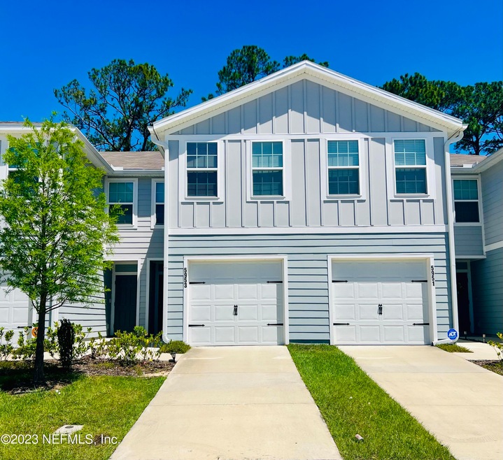 5953 Creekside Crossing Dr, Jacksonville, FL 32210 - photo 1