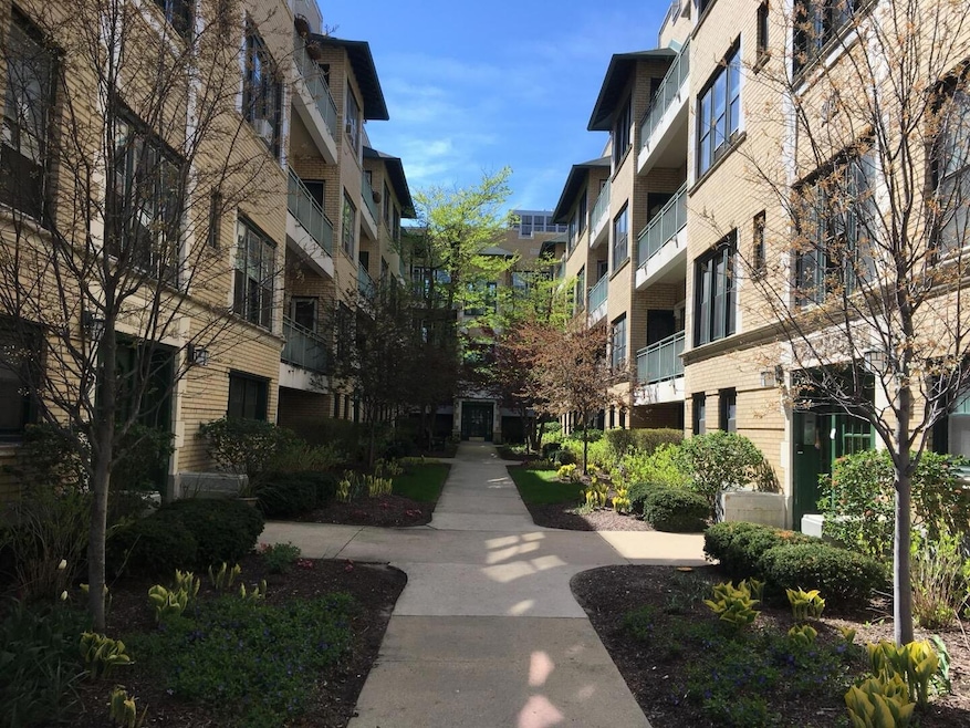 4320 N Clarendon Ave unit 2031, Chicago, IL 60613 - photo 1