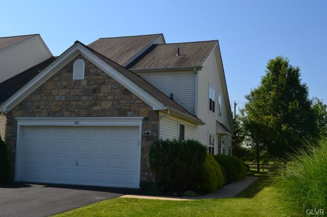 186 Park Ridge Dr, Easton, PA 18040 - photo 1