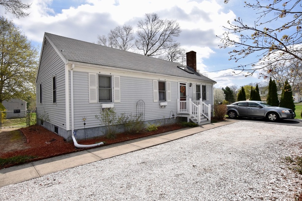 1 Weaver St, West Wareham, MA 02576 - photo 1